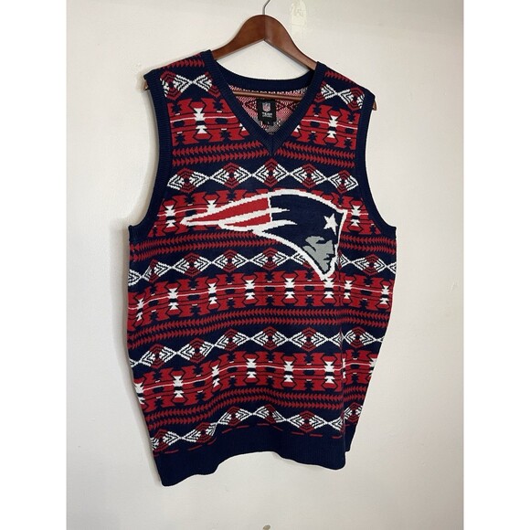 NFL Team Apparel Men's Large New England Patriots Pullover Knit Sweater Vest - Picture 2 of 6